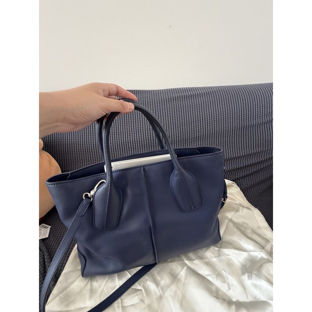 Tod's - Navy Blue Leather Tote Shoulder Bag with Crossbody Strap - Like New - Picture 2 of 6